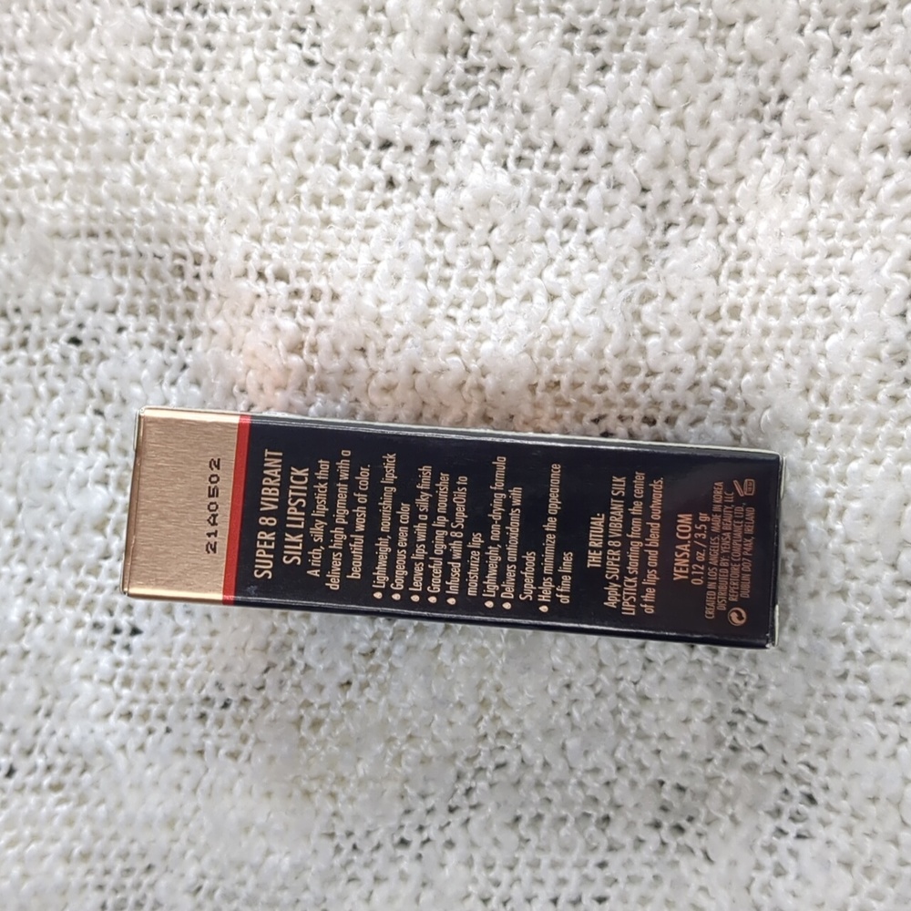 YENSA SUPER 8 Vibrant Silk Lipstick in Confidence, 3.5g/0.12oz - Picture 7 of 9